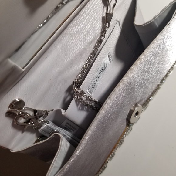 Small Rhinestone Clutch/Purse - Picture 3 of 4